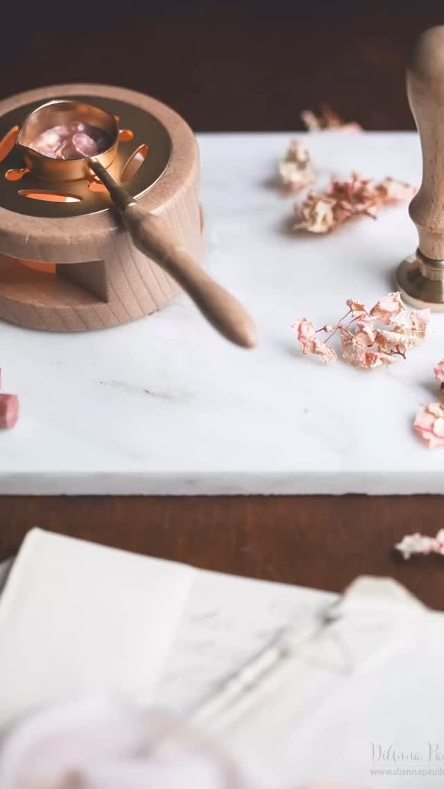 May Color Chase Challenge: Dusty Pink

Canon 5D Mark IV, Lensbaby Velvet 56, F/4, 1/125s, ISO 1250

Wax sealer kit from @hobbylobby 

@lensbabyusa @colorchasrchallenge #colorchasechallenge #ccc_dustypink #ccc_dustyrose #diannapaulkphotography #waxseals